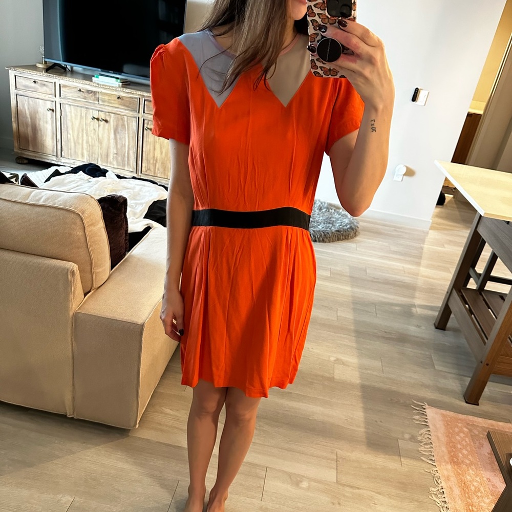 8000 Nerves Dress